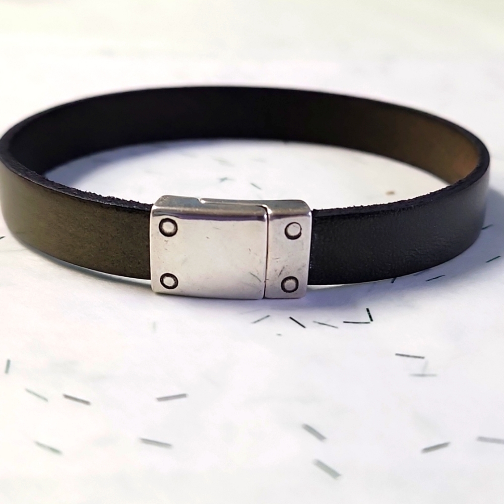 Men's Genuine Leather Bracelet!